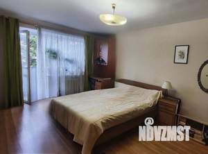 2-к квартира, вторичка, 42м2, 3/5 этаж