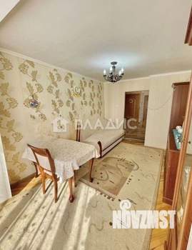 2-к квартира, вторичка, 76м2, 1/5 этаж