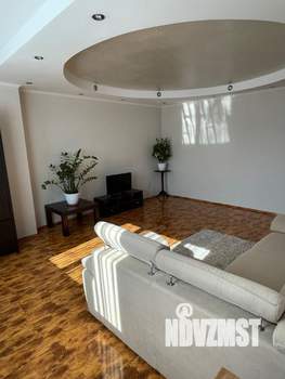 2-к квартира, вторичка, 67м2, 4/5 этаж