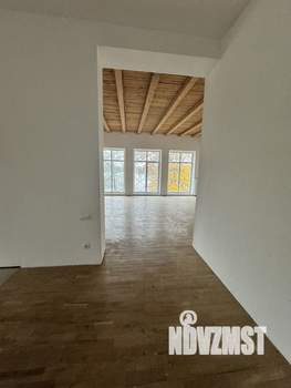 4-к квартира, вторичка, 140м2, 3/4 этаж