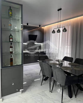 3-к квартира, вторичка, 94м2, 7/8 этаж