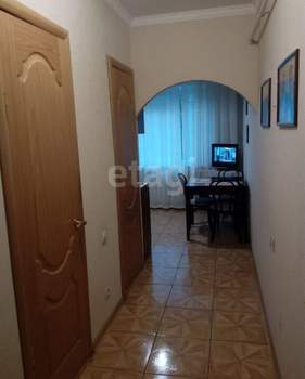 2-к квартира, вторичка, 51м2, 1/5 этаж