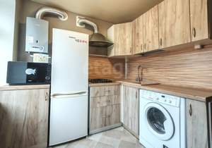 2-к квартира, вторичка, 42м2, 4/4 этаж