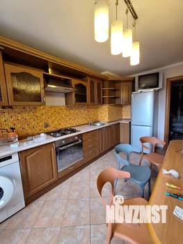 3-к квартира, вторичка, 82м2, 1/5 этаж