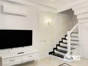 4-к квартира, вторичка, 164м2, 9/11 этаж