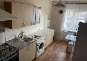 2-к квартира, вторичка, 48м2, 3/4 этаж