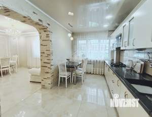 3-к квартира, вторичка, 132м2, 1/2 этаж