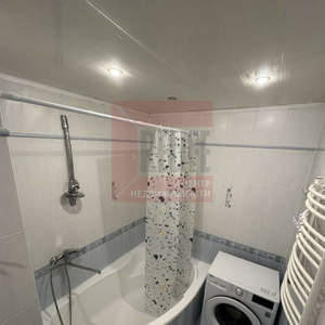 3-к квартира, вторичка, 63м2, 8/10 этаж