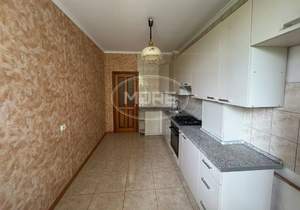 1-к квартира, вторичка, 42м2, 3/4 этаж