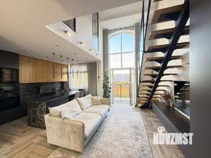 3-к квартира, вторичка, 102м2, 5/5 этаж