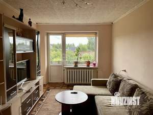 3-к квартира, вторичка, 62м2, 5/5 этаж