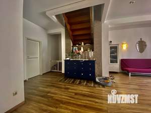 4-к квартира, вторичка, 136м2, 4/4 этаж