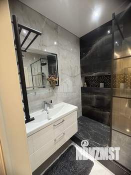 2-к квартира, вторичка, 56м2, 1/10 этаж