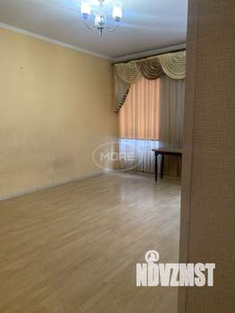 3-к квартира, вторичка, 88м2, 1/3 этаж