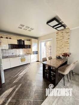 4-к квартира, вторичка, 132м2, 3/3 этаж