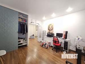 2-к квартира, вторичка, 63м2, 8/9 этаж