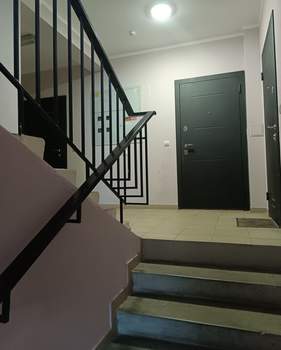 2-к квартира, вторичка, 61м2, 1/8 этаж