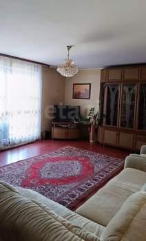 4-к квартира, вторичка, 101м2, 4/1 этаж