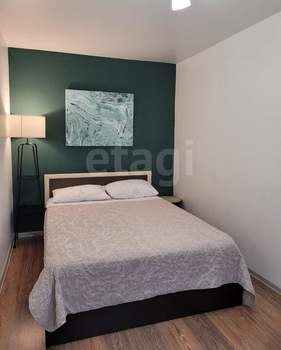 2-к квартира, вторичка, 44м2, 1/4 этаж