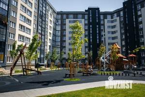 2-к квартира, вторичка, 56м2, 1/9 этаж