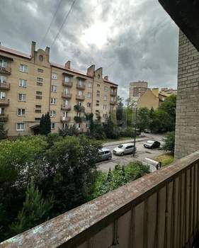 3-к квартира, вторичка, 65м2, 2/5 этаж