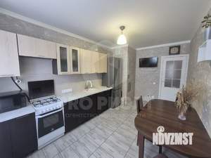2-к квартира, вторичка, 56м2, 1/9 этаж