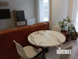 2-к квартира, вторичка, 100м2, 2/8 этаж