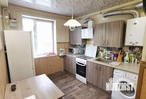 2-к квартира, вторичка, 42м2, 2/2 этаж