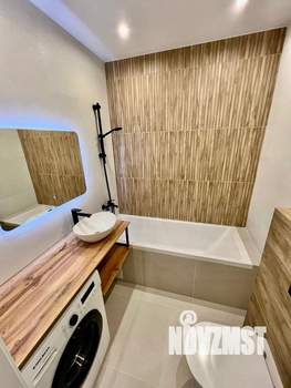 2-к квартира, вторичка, 54м2, 1/10 этаж