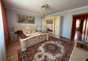 3-к квартира, вторичка, 80м2, 9/10 этаж