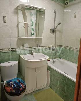 2-к квартира, вторичка, 50м2, 1/10 этаж