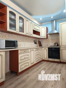 2-к квартира, вторичка, 61м2, 1/3 этаж