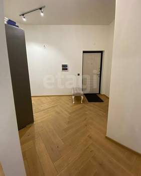 2-к квартира, вторичка, 60м2, 1/4 этаж