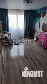 3-к квартира, вторичка, 76м2, 6/9 этаж
