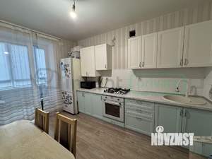 2-к квартира, вторичка, 62м2, 1/9 этаж