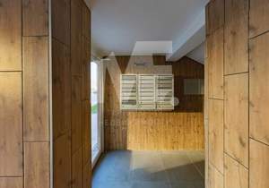2-к квартира, вторичка, 56м2, 1/9 этаж
