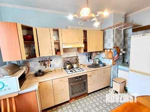 3-к квартира, вторичка, 82м2, 9/10 этаж