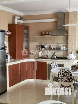3-к квартира, вторичка, 70м2, 6/6 этаж