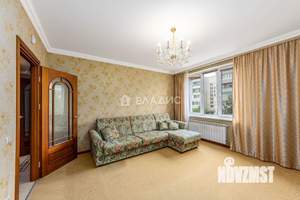 2-к квартира, вторичка, 70м2, 2/4 этаж