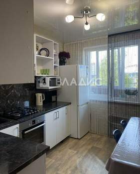 3-к квартира, вторичка, 72м2, 4/10 этаж