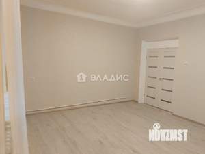 2-к квартира, вторичка, 60м2, 1/3 этаж