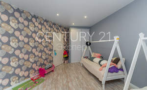 3-к квартира, вторичка, 84м2, 2/10 этаж