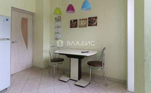 2-к квартира, вторичка, 62м2, 1/9 этаж
