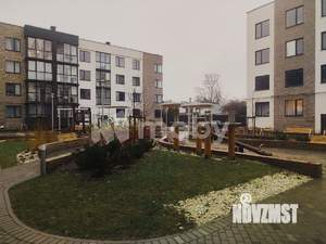 2-к квартира, вторичка, 61м2, 1/4 этаж