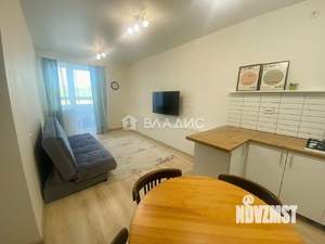 2-к квартира, вторичка, 62м2, 1/10 этаж