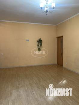 3-к квартира, вторичка, 88м2, 1/3 этаж