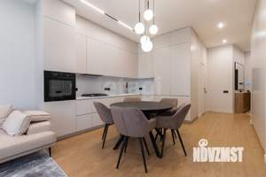 2-к квартира, вторичка, 80м2, 3/8 этаж