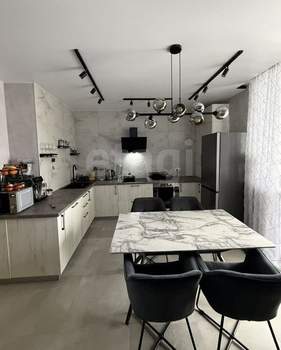 3-к квартира, вторичка, 81м2, 9/16 этаж