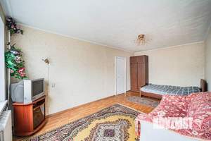 2-к квартира, вторичка, 42м2, 3/5 этаж