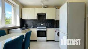 4-к квартира, вторичка, 60м2, 1/3 этаж